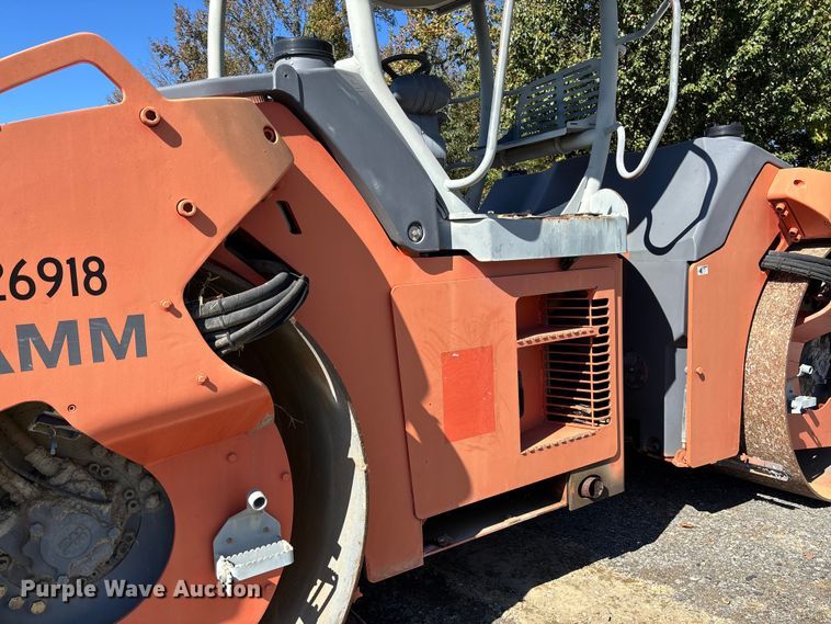 image for item YA1412 Hamm HD+140 double drum vibratory roller