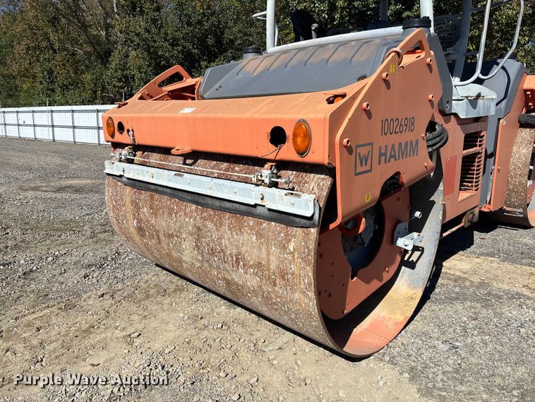 image for item YA1412 Hamm HD+140 double drum vibratory roller