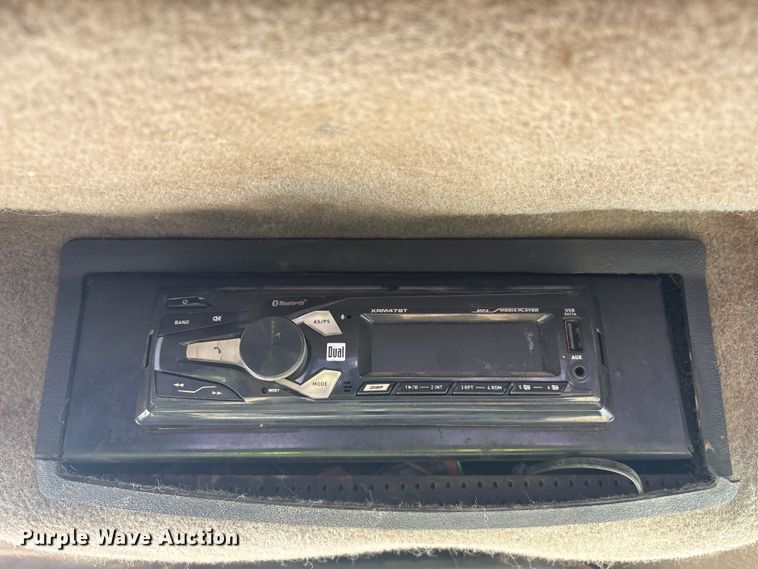 image for item YA1414 2004 Caterpillar D8R Series II dozer