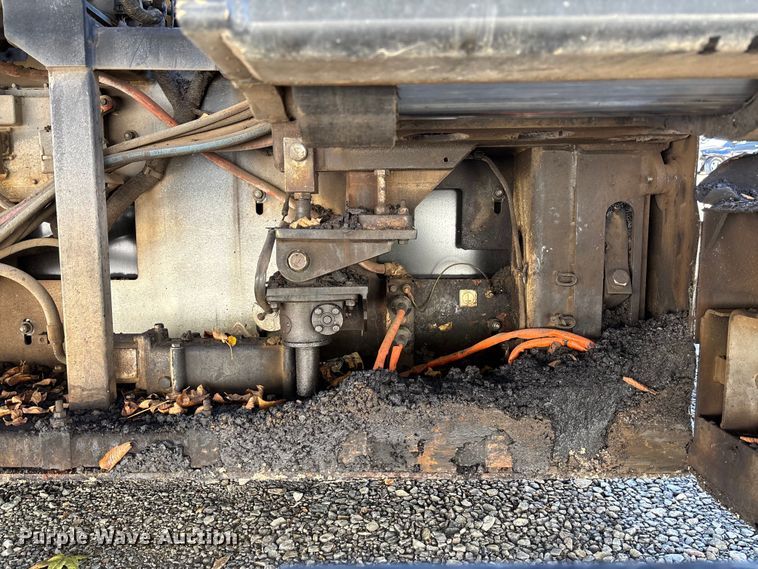 image for item YA1418 2016 Caterpillar AP1055F paver