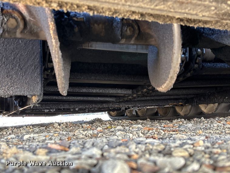 image for item YA1418 2016 Caterpillar AP1055F paver