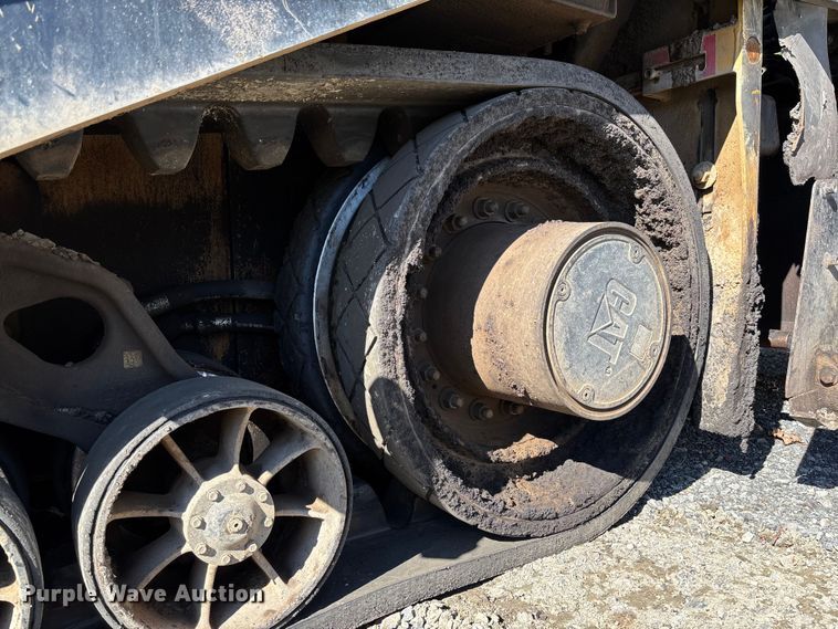 image for item YA1418 2016 Caterpillar AP1055F paver