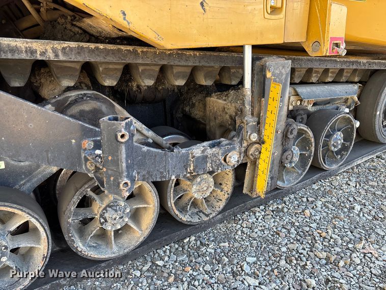 image for item YA1418 2016 Caterpillar AP1055F paver