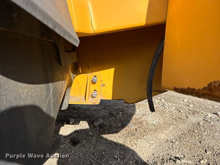 image for item YA1421 2012 Volvo L120G wheel loader