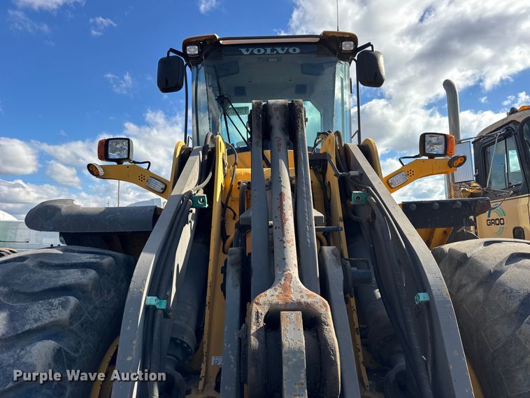 image for item YA1421 2012 Volvo L120G wheel loader