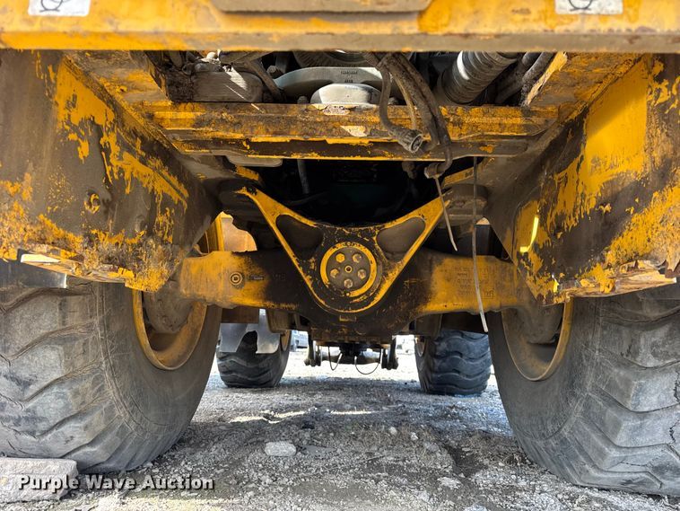 image for item YA1421 2012 Volvo L120G wheel loader