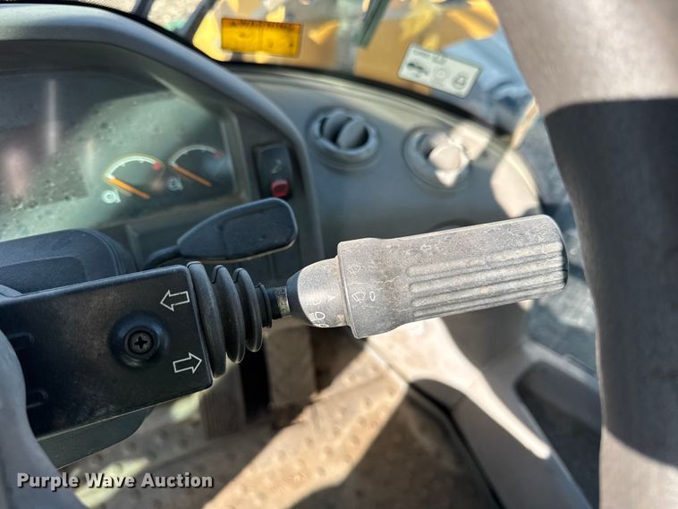 image for item YA1421 2012 Volvo L120G wheel loader