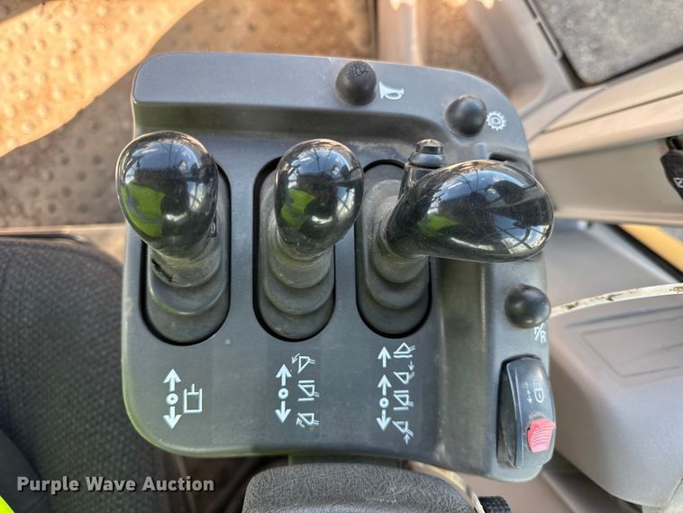 image for item YA1421 2012 Volvo L120G wheel loader