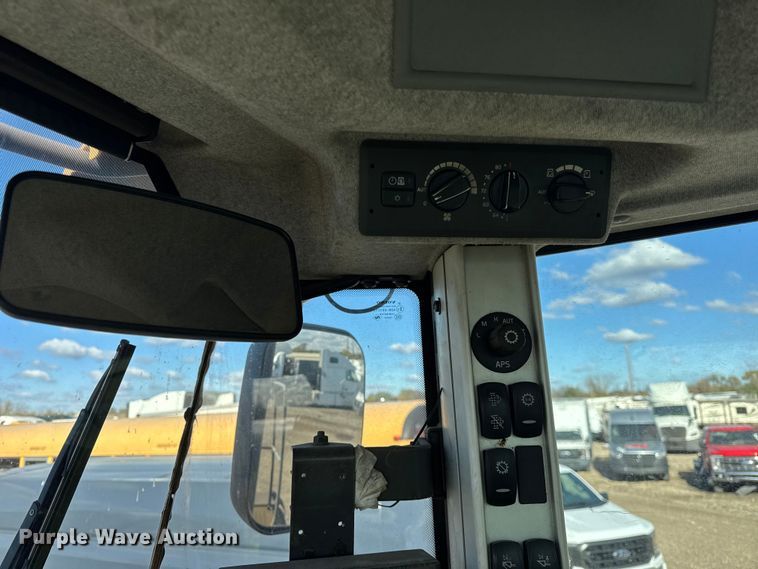 image for item YA1421 2012 Volvo L120G wheel loader