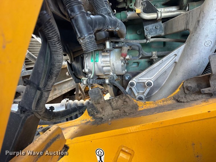 image for item YA1421 2012 Volvo L120G wheel loader