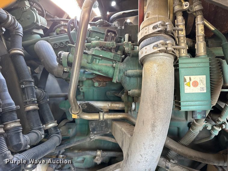 image for item YA1421 2012 Volvo L120G wheel loader