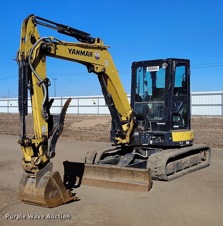 EXCAVADORA 2020 YANMAR VIO556A
