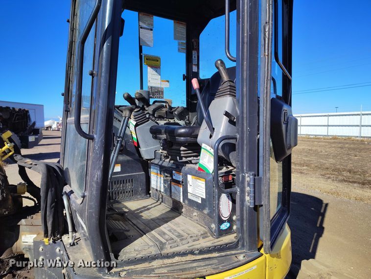 image for item YA1422 2020 Yanmar VIO55-6A mini excavator