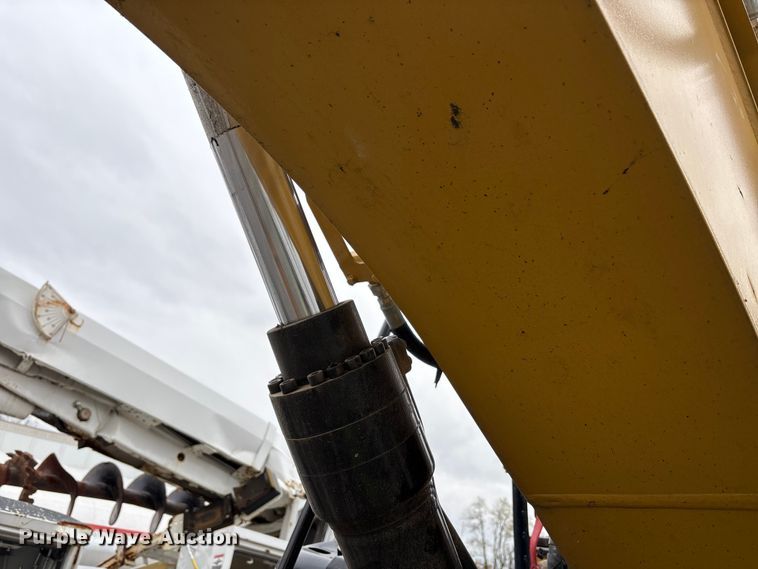 image for item YA1423 2015 Caterpillar 314ELCR excavator