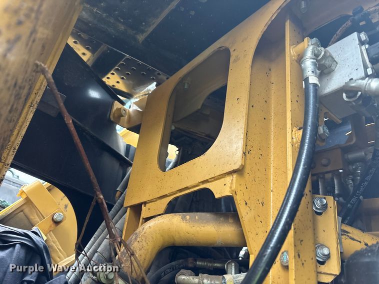 image for item YA1423 2015 Caterpillar 314ELCR excavator