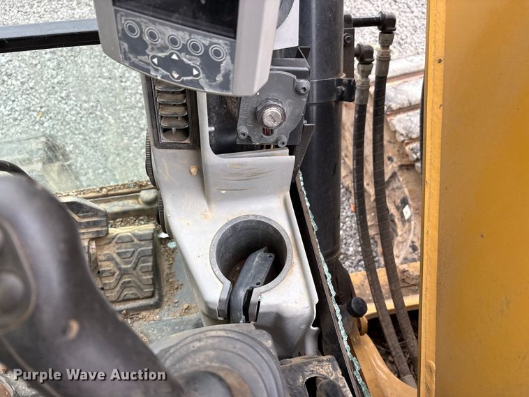 image for item YA1423 2015 Caterpillar 314ELCR excavator