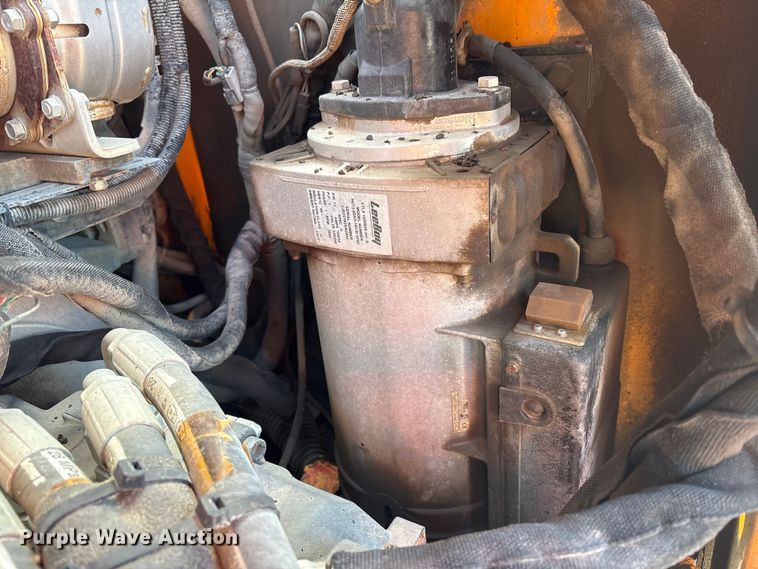 image for item YA1424 2022 LeeBoy 8520B paver