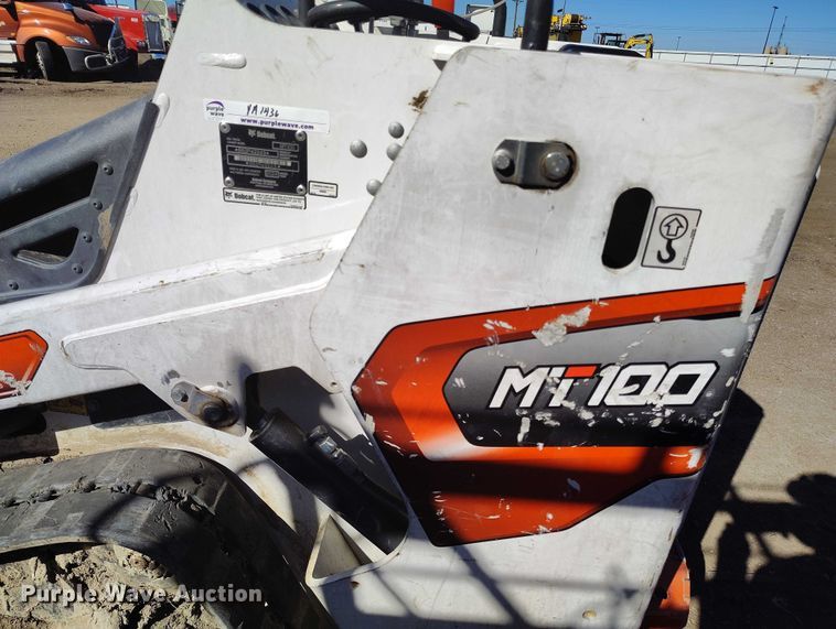 image for item YA1436 2024 Bobcat MT100 compact utility loader