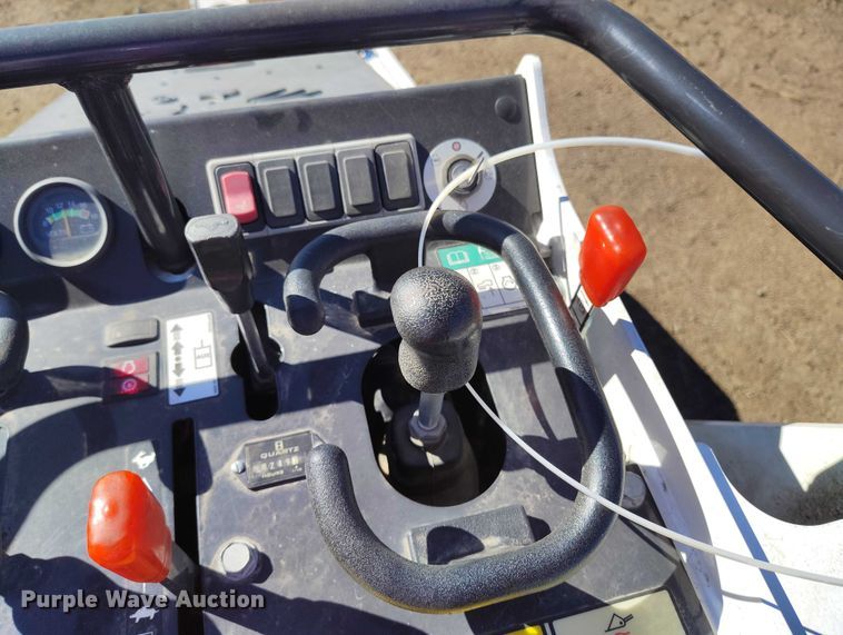 image for item YA1436 2024 Bobcat MT100 compact utility loader