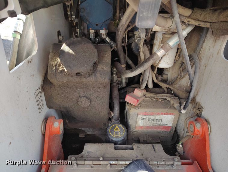 image for item YA1436 2024 Bobcat MT100 compact utility loader