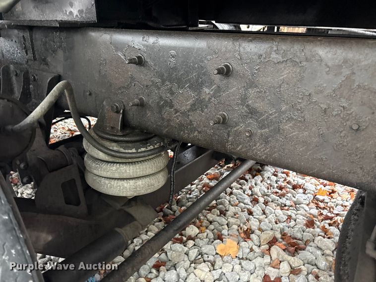 image for item YA1453 2014 International 5900i dump truck