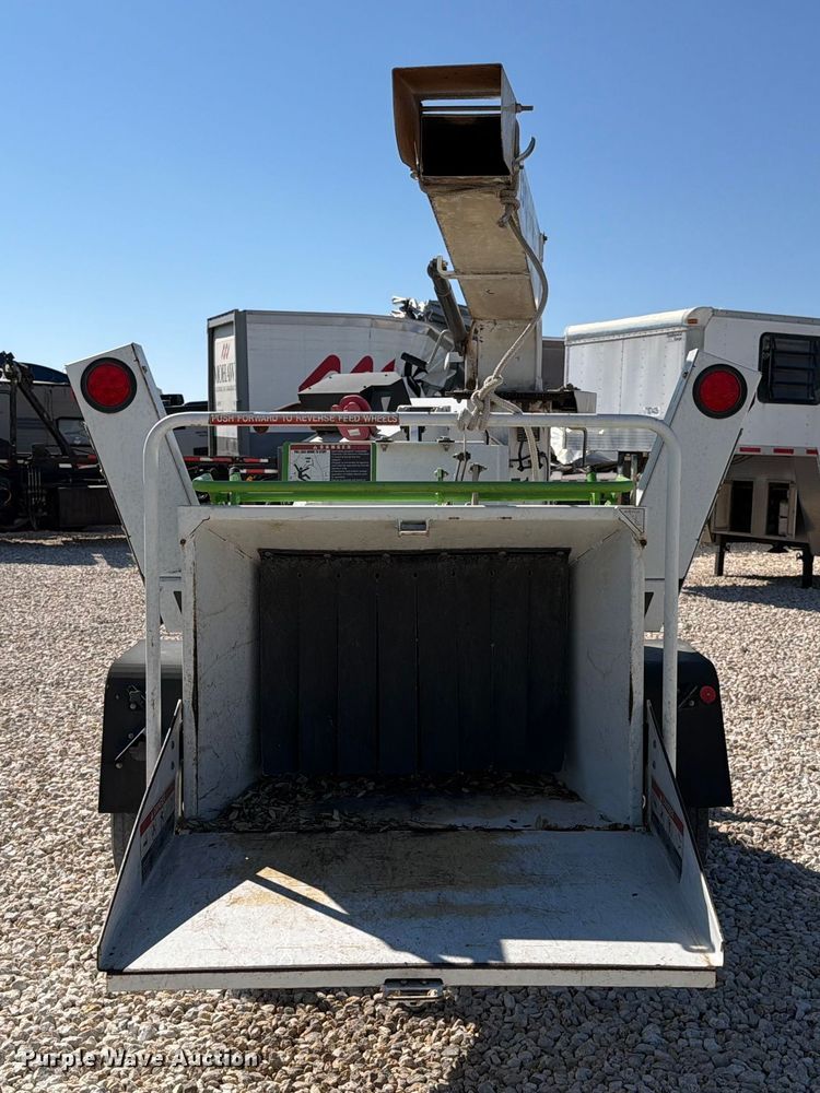 image for item YA1477 2019 Altec DC1317 wood chipper
