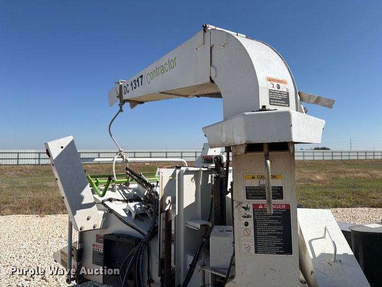 image for item YA1477 2019 Altec DC1317 wood chipper