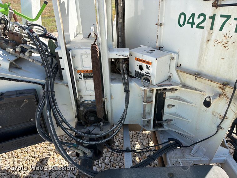 image for item YA1477 2019 Altec DC1317 wood chipper