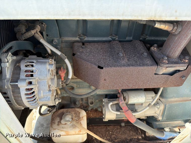 image for item YA1477 2019 Altec DC1317 wood chipper