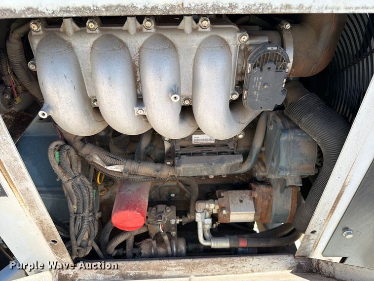 image for item YA1477 2019 Altec DC1317 wood chipper