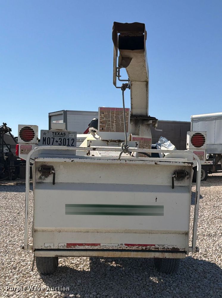 image for item YA1481 2010 Bandit 200 XP wood chipper