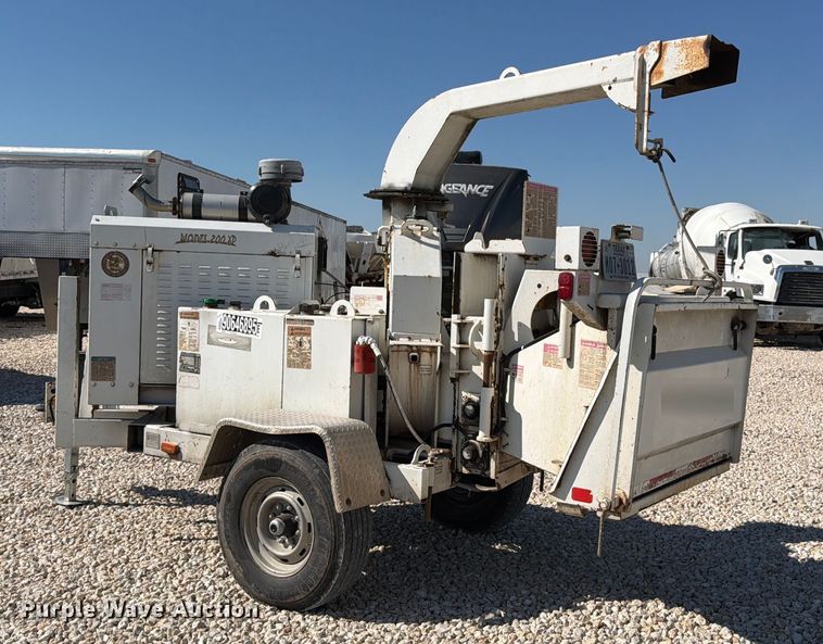 image for item YA1481 2010 Bandit 200 XP wood chipper