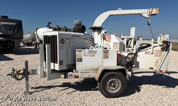 image for item YA1481 2010 Bandit 200 XP wood chipper