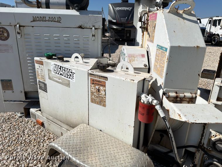 image for item YA1481 2010 Bandit 200 XP wood chipper