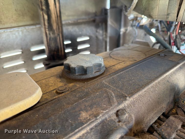 image for item YA1481 2010 Bandit 200 XP wood chipper