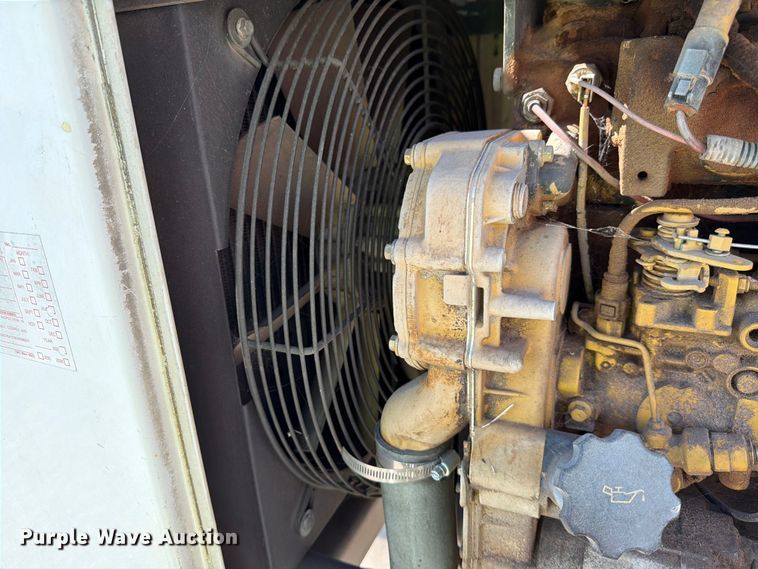 image for item YA1481 2010 Bandit 200 XP wood chipper