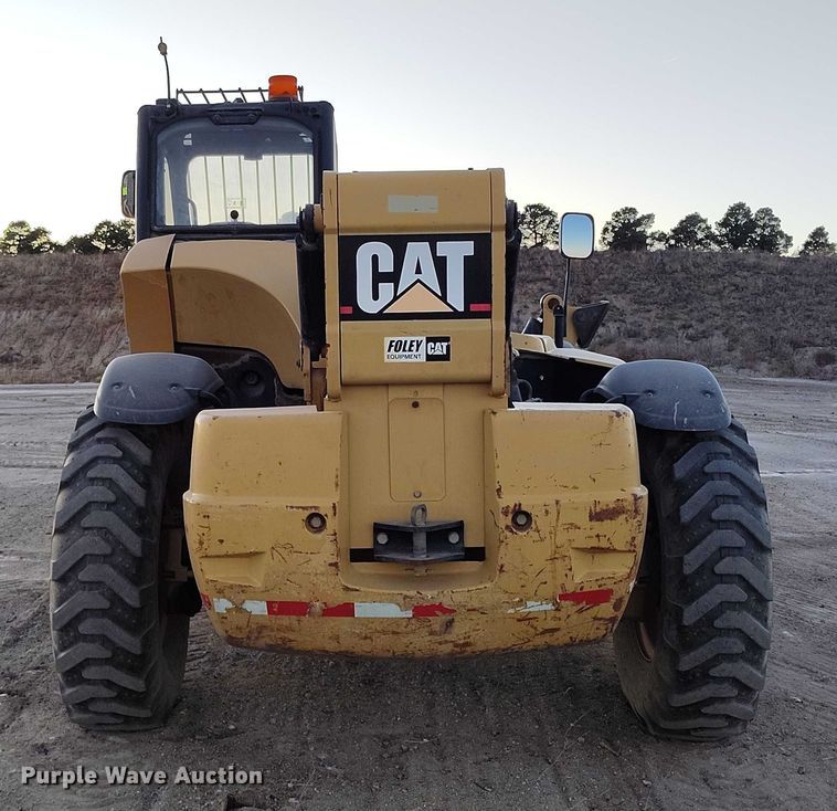 image for item YA1502 2004 Caterpillar TH560B telehandler