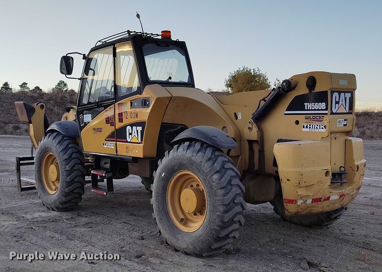 image for item YA1502 2004 Caterpillar TH560B telehandler