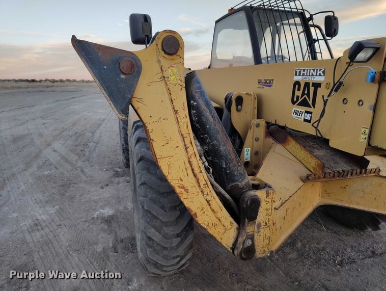 image for item YA1502 2004 Caterpillar TH560B telehandler