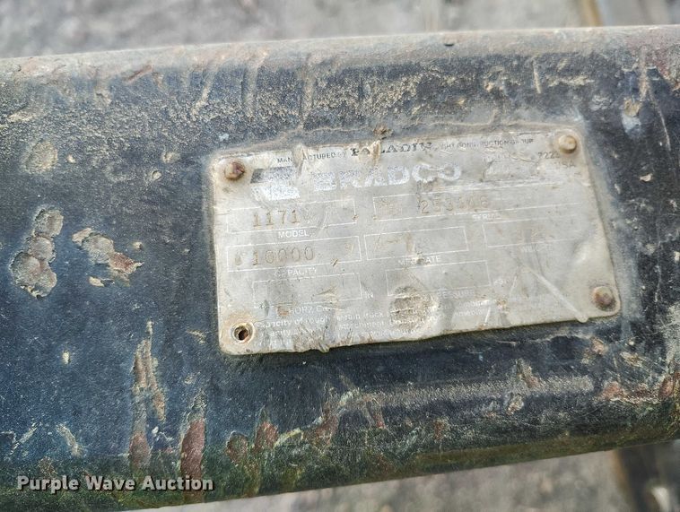 image for item YA1502 2004 Caterpillar TH560B telehandler