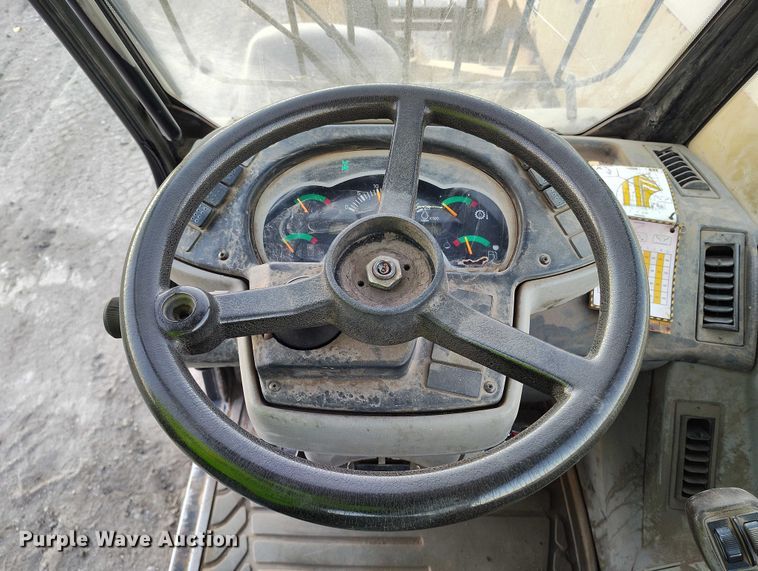 image for item YA1502 2004 Caterpillar TH560B telehandler