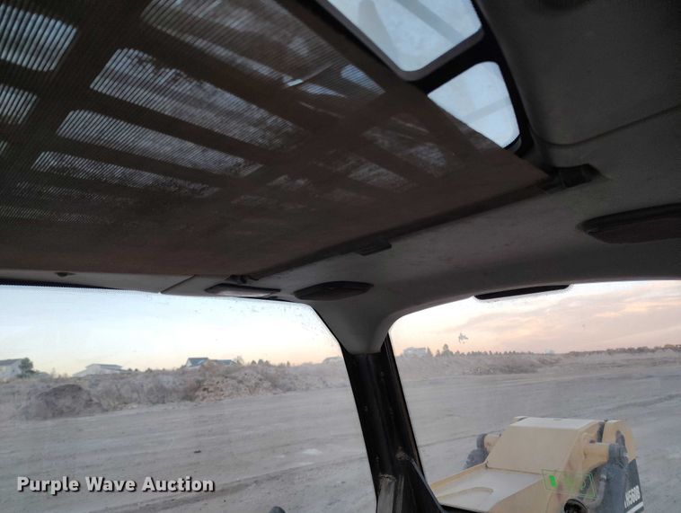 image for item YA1502 2004 Caterpillar TH560B telehandler