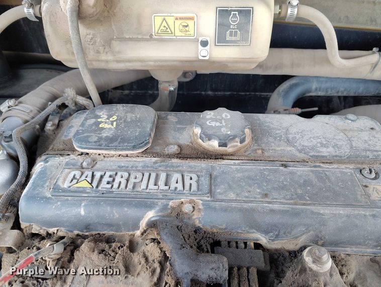 image for item YA1502 2004 Caterpillar TH560B telehandler