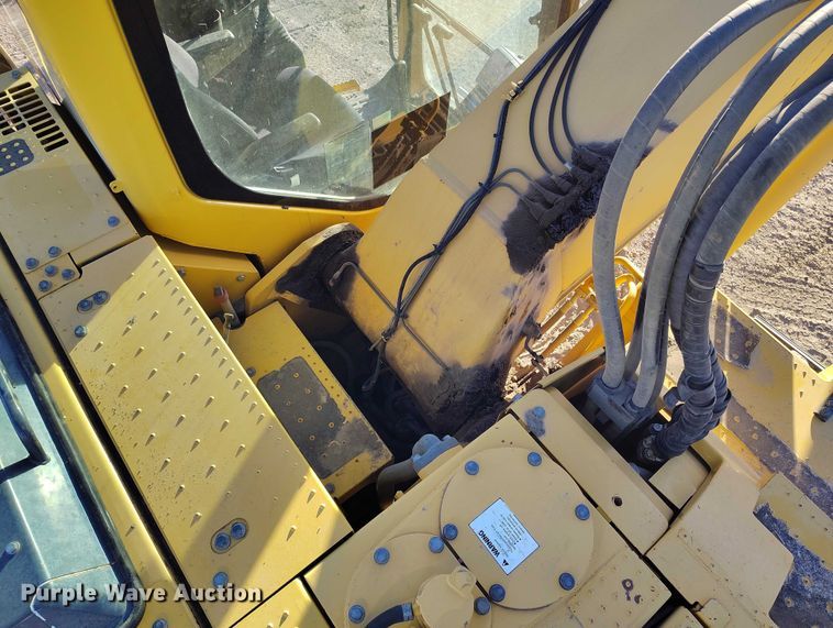 image for item YA1504 2013 Komatsu PC228USLC-8 excavator