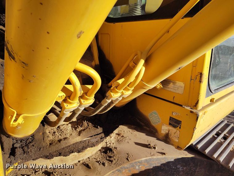 image for item YA1504 2013 Komatsu PC228USLC-8 excavator