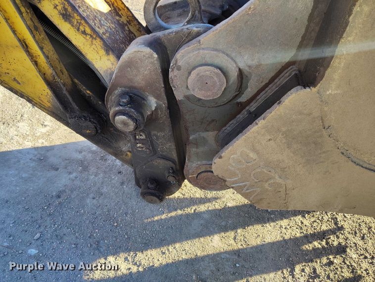 image for item YA1504 2013 Komatsu PC228USLC-8 excavator