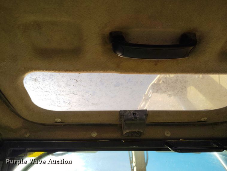 image for item YA1504 2013 Komatsu PC228USLC-8 excavator