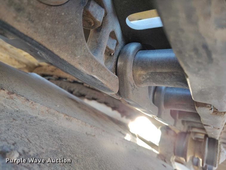 image for item YA1504 2013 Komatsu PC228USLC-8 excavator