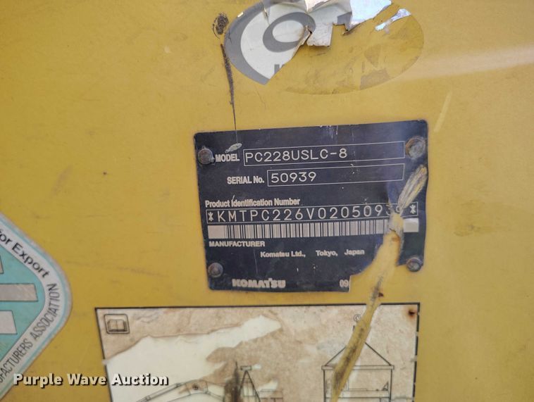 image for item YA1504 2013 Komatsu PC228USLC-8 excavator