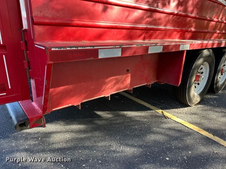 image for item DF8637 2021 Donahue SS720-4N livestock trailer